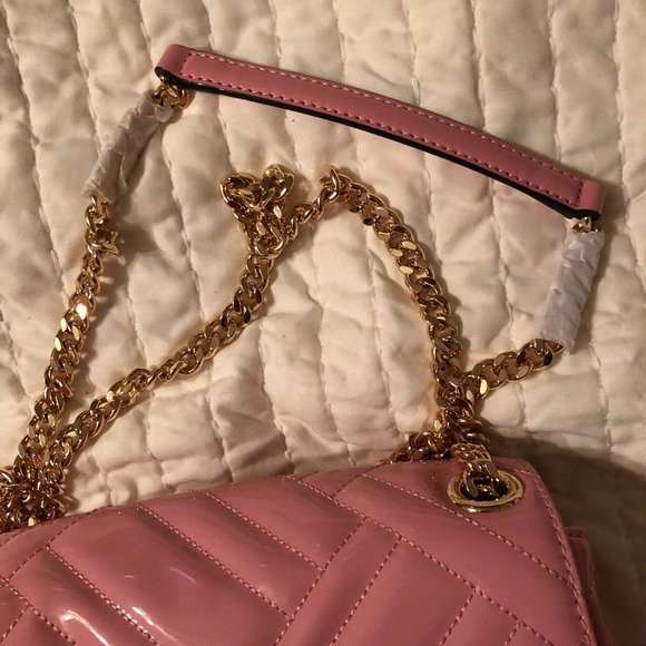 Micheal KORS Pink Patent Leather Crossbody - Picture 2 of 6